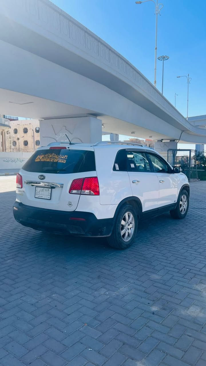 سلام عليكم سيرنتو موديل 2011 للبيع او مراوس
وارد امريكي

 مشروع وطني سنويه بأسمي لل 2028

محرك شرط 4 سلندر 

كير شرط 

صدر نص عمر 

تبريد ثلج 

تدفئه نار 

سياره بيهه 5 قطع والسونار مرفق بلمنشور 

مكاني تكريت 

السعر (98) وبيهه مجال قليل 

***********
