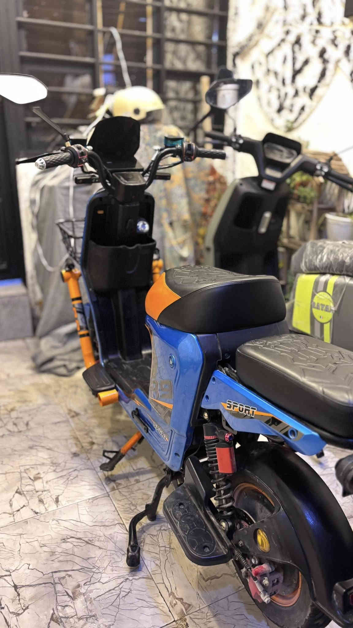 درجه شحن R9 البيع فقط
شراط عل فحص 
 فول نضافه  كدام عين 
5 بطريات دبل كبار 
 ملف 2000
❤️‍🔥 يعني مو 1500
سريع بشكل 
 سعر 450 
استفسار خاص أو عل رقم 
بي وتساب ***********
***********
@الجميع
