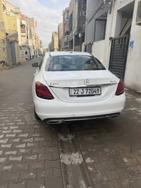 مارسيديس بينز كلاس ٢٠٢١c300 امريكي حادث جاملغ وبنيد  بدون ايرباك وبدلت...