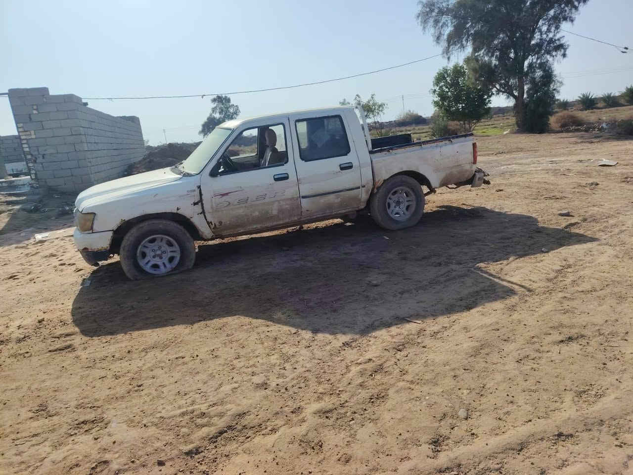 بيكم دير موديل 7سياره اوراق فقط شغاله تمشي السعر 11ورقه مكان السياره ناصريه سيد دخيل اتصال ع رقم***********
