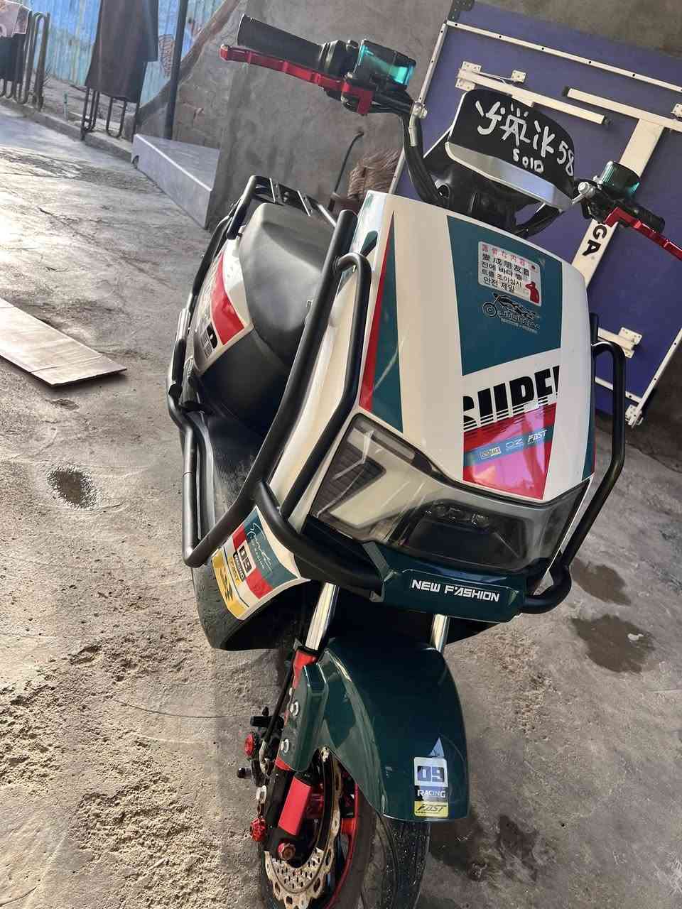 سلام عليكم دراجة شحن ياباني  البيع في ابو الخصيب التواصل معا هاذ الرقم ***********واتساب خاص
