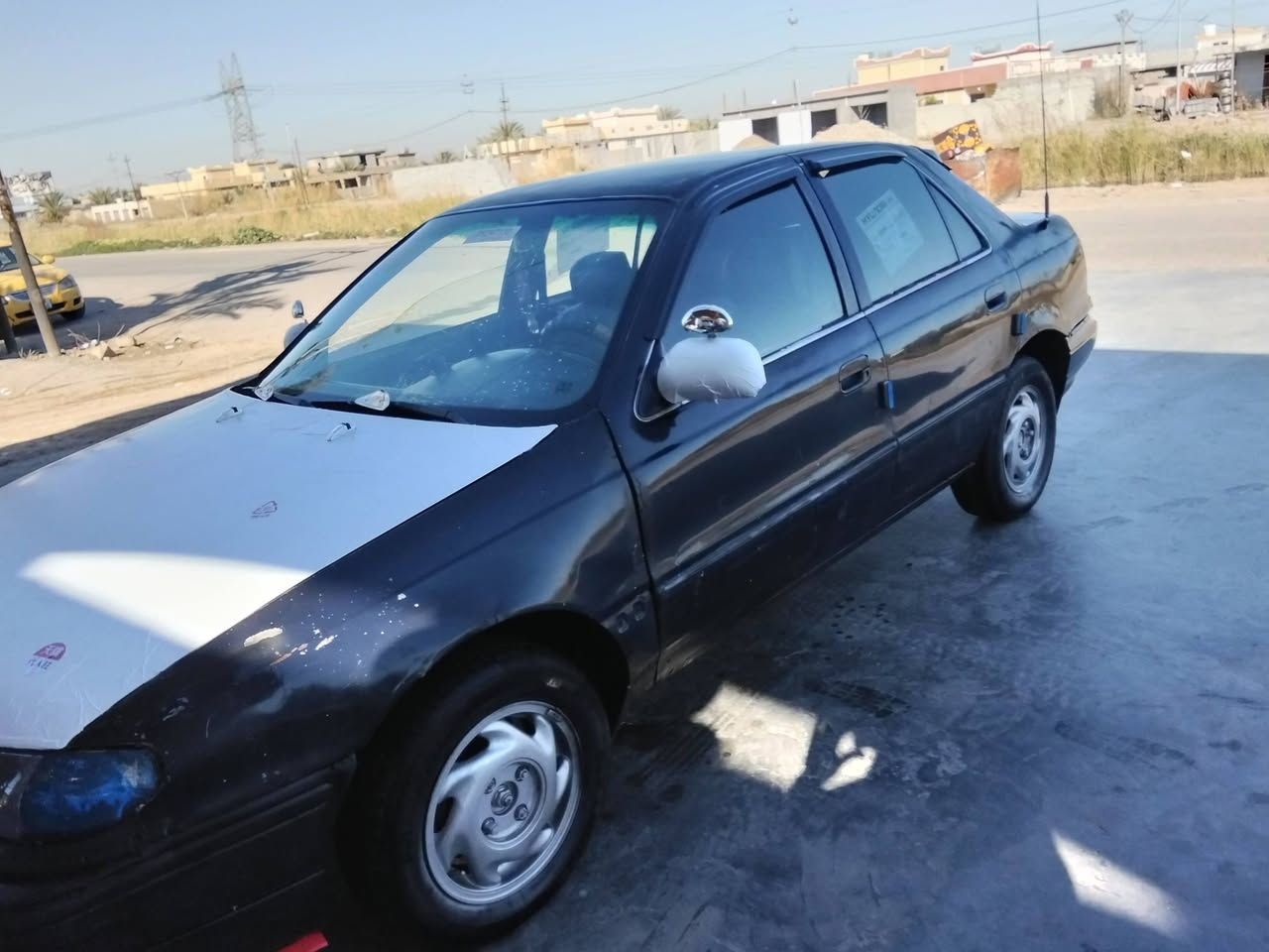 لنترا موديل 95 لون كحلي سنويه ل 29 . سياره مابيه نقطه لحيم
كهربائيات كله شغاله 
تخم تاير 
بطايين جديده 
رقم مميز 
شرط التحويل 
مكاني ديالى بعقوبه سعر 25 وبيه مجال***********,,,***********
