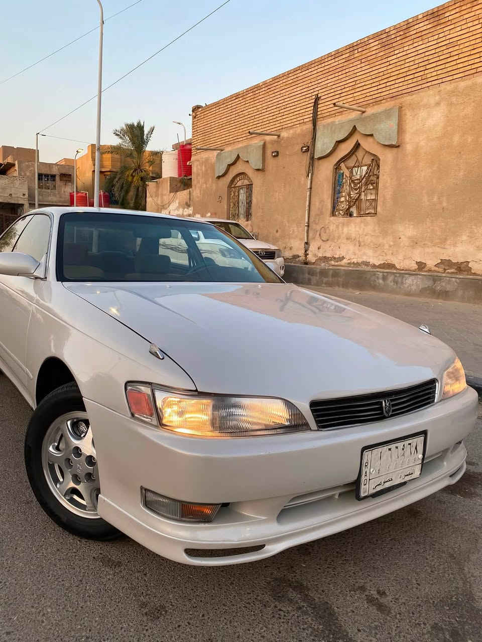 السلام عليكم
مارك مديل 93
كفاله من الكص والضربه والنقل الجثه مرشوش جماليه فقط 
مكينه وكير ڤيڤيتي تخم تاير حداده
كهربائيات تبريد 
من كلشي جاهزه 
العنوان البصره الزبير حي الخطوه 
رقم الهاتف 
السعر 68 وبيها مجال       ***********
