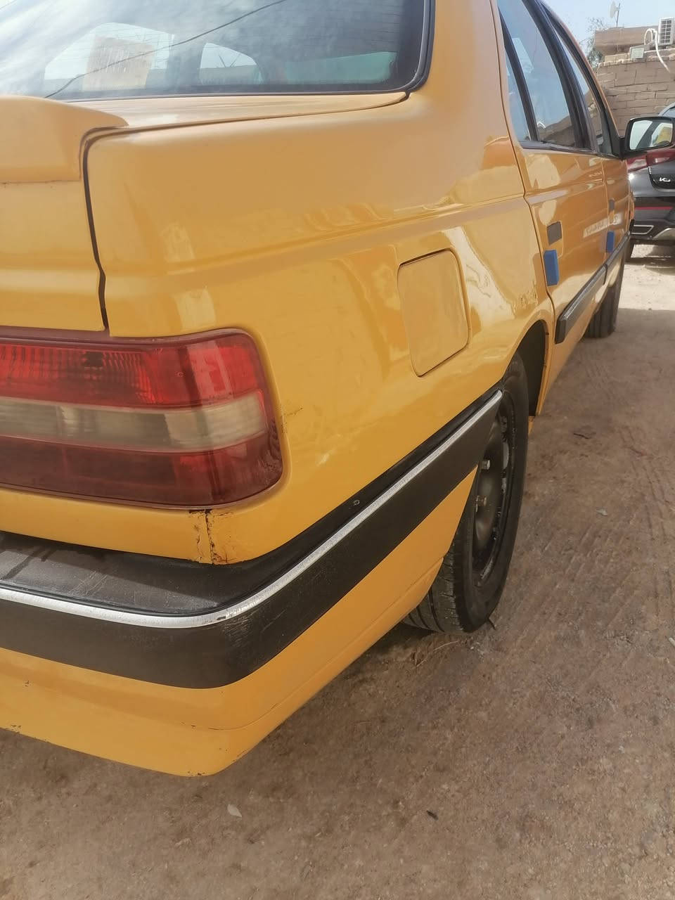 سلام عليكم   405البيع سياره كفاله
عامه سياره خير من الله  بديته تنقيص  تبريد تدفه سياره مال جناي  سنويه الحد2030 
 مكان سياره ذي قار مركز وراعي سياره هم  بذي قار 
السعر 37 بيه مجال. ***********
