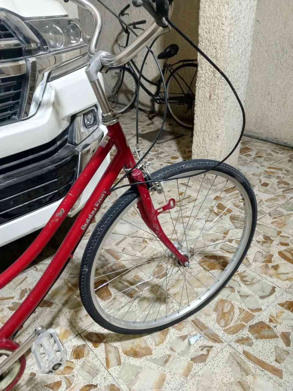 بايسكل بناتي حجم27 السعر 185وبي مجال لحب يراسلني على هذا رقم ***********
