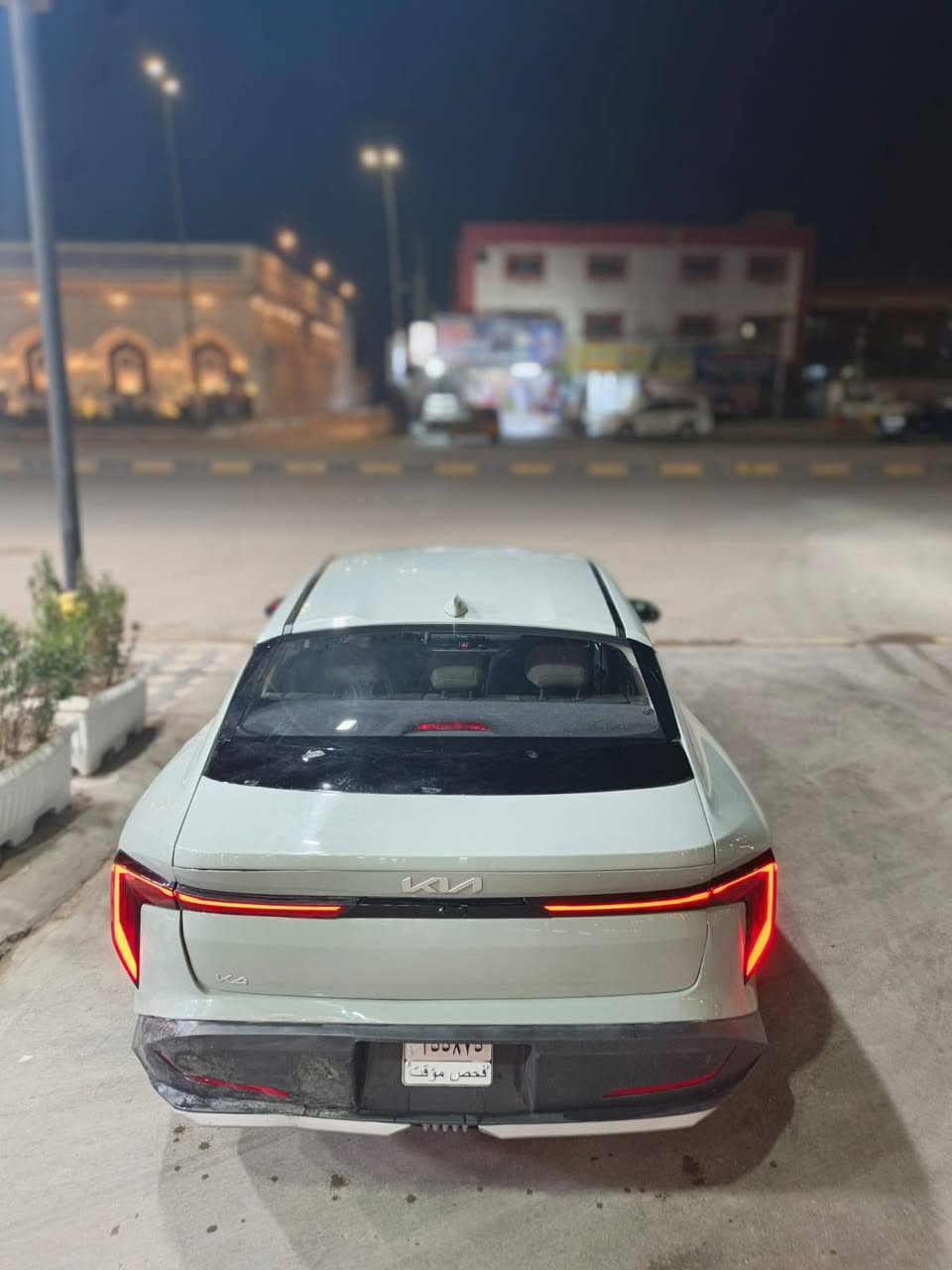 سلام عليكم
كي فور 25 
وارد مريكي لون سمنتي مميز 
ماشية 7ميل بدون رقم بدون رقم
حادث السيارة  قبق جنطة معمر وخشم الجاملغ بدون ايرباك السيارة 
بدون تبديل ليبل واحد حتى الدعامية بلاد 
المواصفات Ex
بصمة بصمة أبواب تشغيل عن بعد 
لد أمامي خلفي  لايت ثلاث عدسات 
أوتو هولد سايد بريك بصمة 
صندوق ذكي شحن وايرليس ذاتي 
محرك دوش  كير أي تي ٨نمر 

شاشة كبيرة ملتصقة كشنات مخمل وبعد مواصفات
السعر   
الاستفسار *********** المكان بغداد
