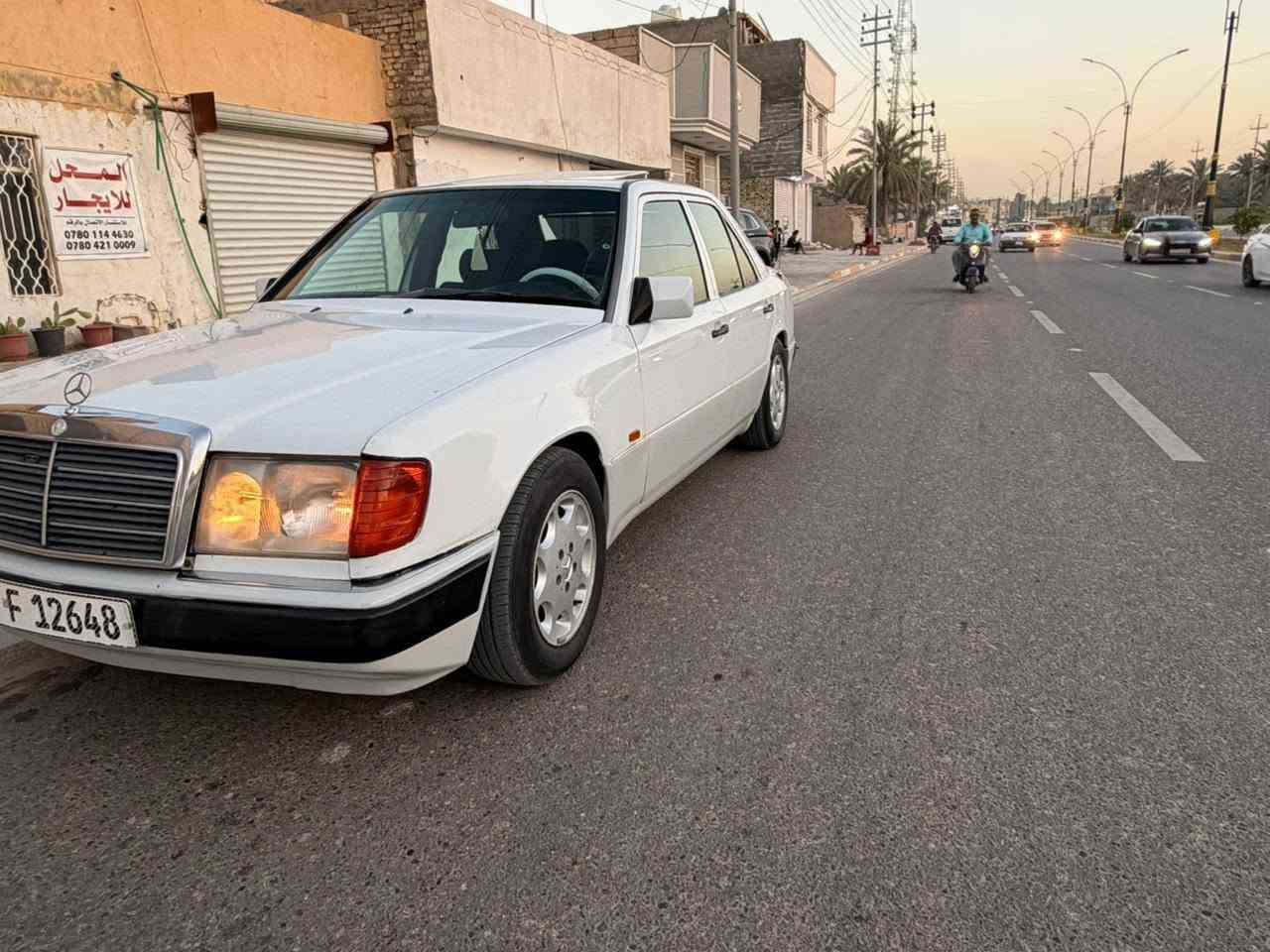 السلام عليكم
دب ١٩٩١ مكينه راس الثور تبريد شغال حداديه حلوه غرفه نضيفه سنتر لوك شغال كهربائية كله شغاله السياره ابسمي

مكانه كربلاء المقدسة *********** سعر ٦٢ وبيه مجال
