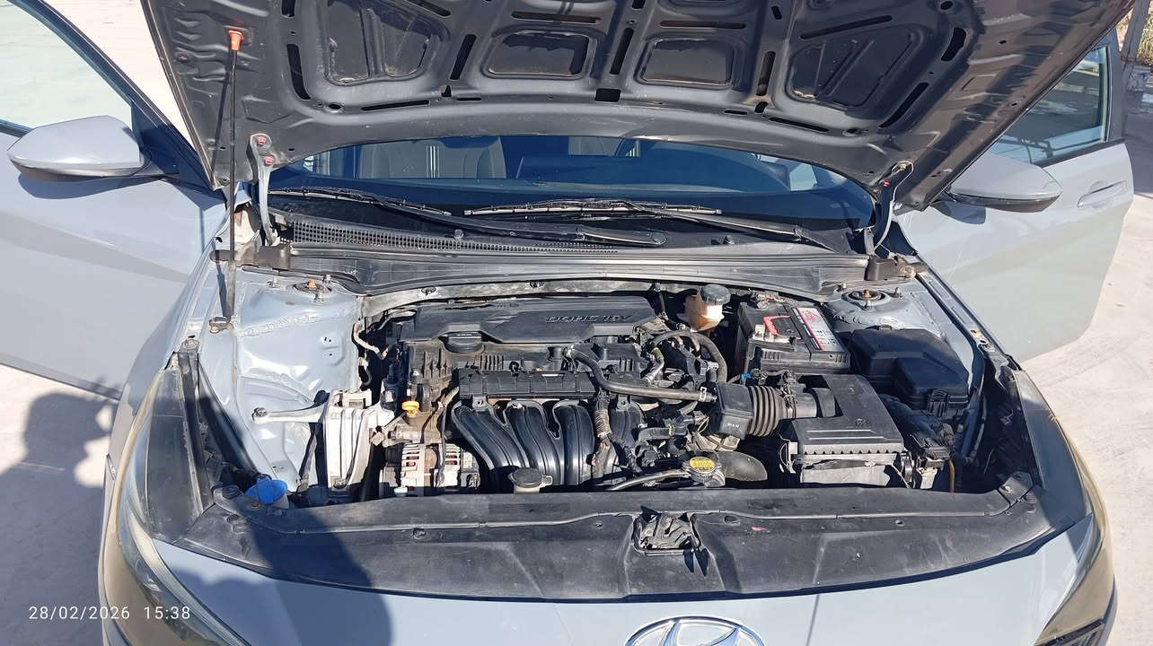 السلام عليك رمضان كريم النترا موديل 2021  امريكي تبديل جاملغ وباب صبغ وضربه بل جاملغ اخلفي خفيفه كير ومحرك 200 دوش بصمه حساسات بل مري حساسات خلفيه شاشه تخم تغير حداديه يعني السياره جاهزه مجهزه رقم كربلاء معوقين بعد 4اشهر واصير حره مكان السياره ذي قار
السعر 115 بيع مستعجل 
رقم الهاتف ***********
