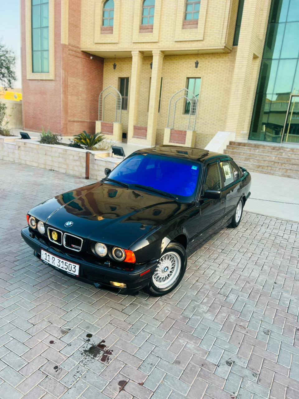 السلام عليكم للبيع بي ام موديل 1992 محرك مسكر شرط كير وتماتيك شرط صدر امامي خلفي جديد تخم تاير جديد تخم ويل اصلي بلادي رقم بغداد دولي سنويه الغايه 2029 هزه جديد تبريد ثلج 🧊 تدفئه نار السياره صبغ عام جماليه بدون اي حادث غرفه جديده دبل يرباك ستيرن يرباك السعر 65 وبيها مجال يرهم مروس حسب القناعه مكاني تكريت ***********
