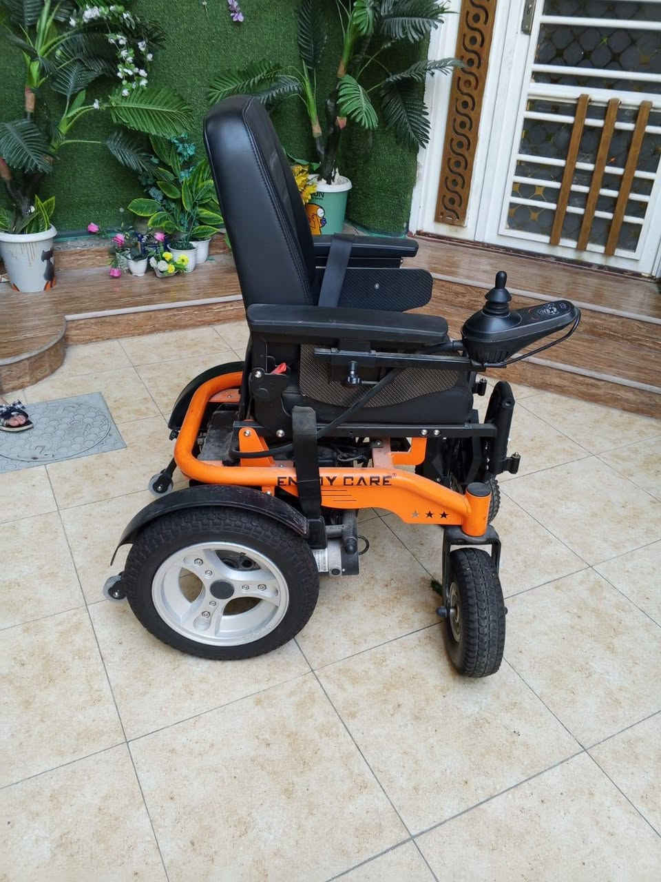 $600
***********
