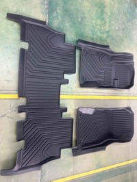 تم وصول ارضيات مع صندوق لكاديلاك  Ct4  Ct5 Xt4  كميات محدوده وسعار منا...