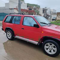 نيسان باثفايندر • ١٩٩٣ • دفع رباعي