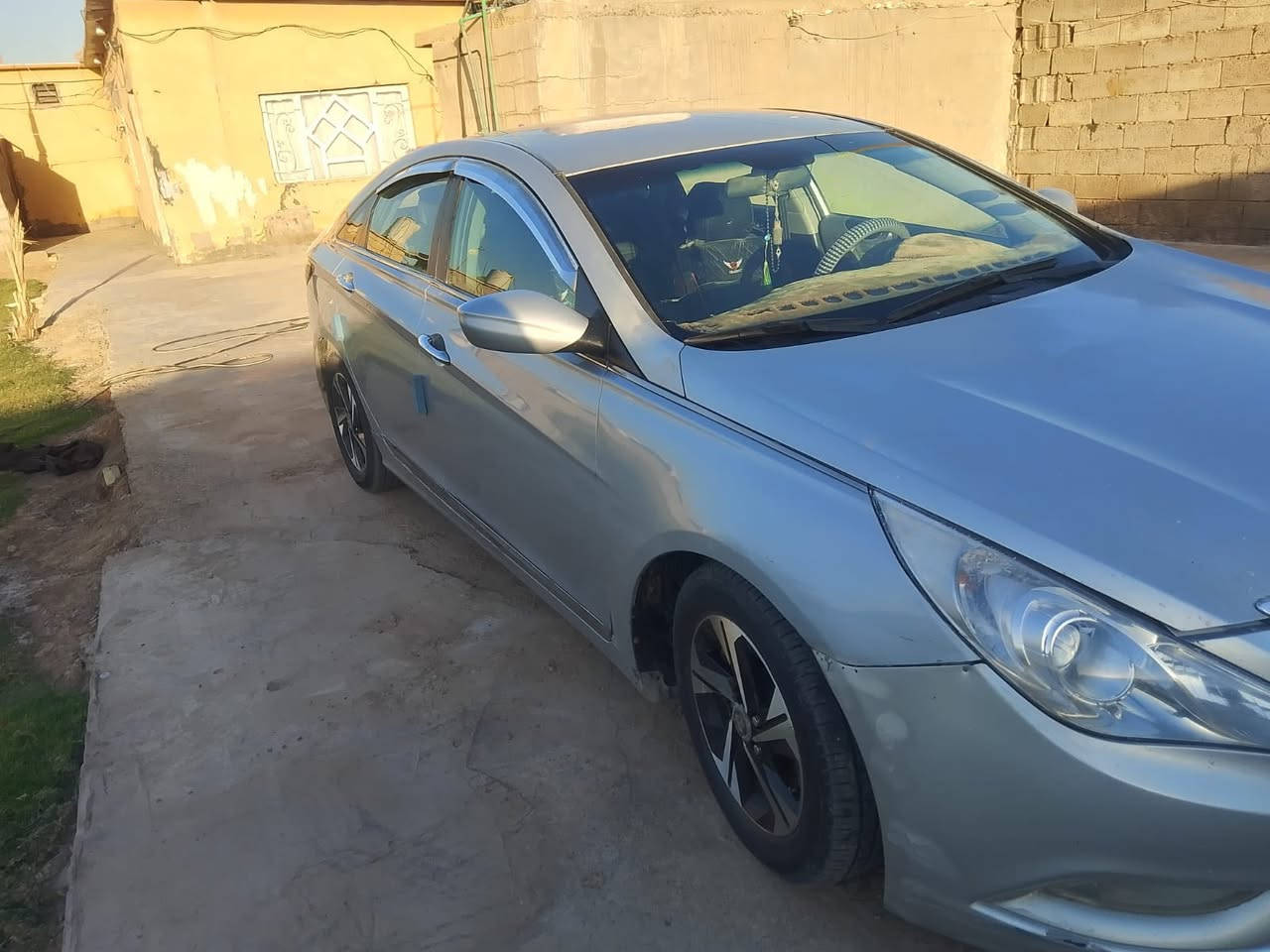 سلام عليكم سوناته 11 وارد امريكي سياره مابيه صبغ فقط البنيد رقم ديالى باسمي تحويل مباشر السياره جاهزه وجديده تبريد ثلج اي نقص مابيهه للبيع او مراوس بتكسي مكاني النهروان قريه عشره ‭***********‬
