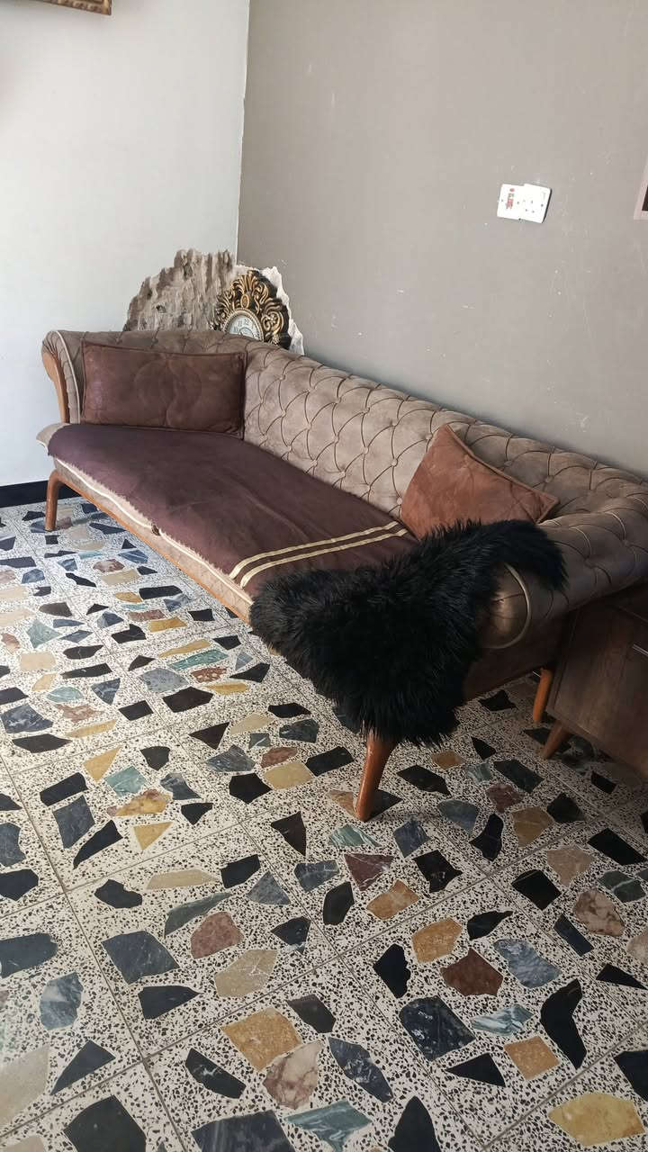 تخم تركي 10 مقاعد مودرن نضام مندر متحرك ارجل زان قماش وتربرو سفج بولستر طبي نضيف جدا مبي اي ضرر
سعر350 مكاني زعفرانيه


**إذا كنت صاحب هذا الإعلان وتريد حذفه لأي سبب، رجاءا أرسل رسالة إلى الدعم الفني**