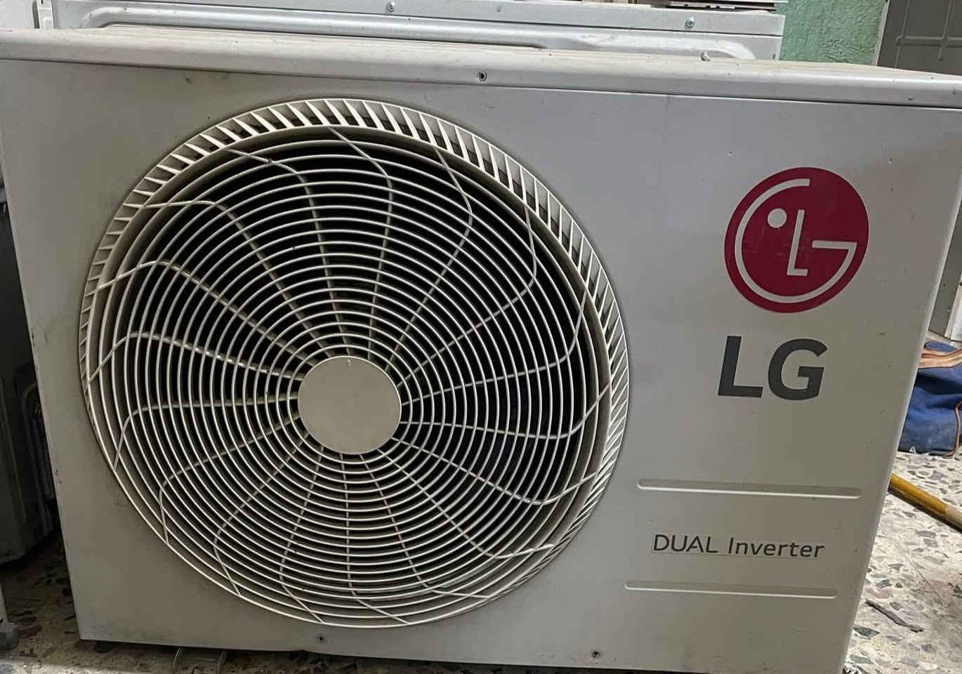 السلام عليكم سبلت LG انفيرتر طنين فول نضافه غاز الاصلي مقفول السعر ٥٥٠وبي مجال تايلندي الاصلي ***********
