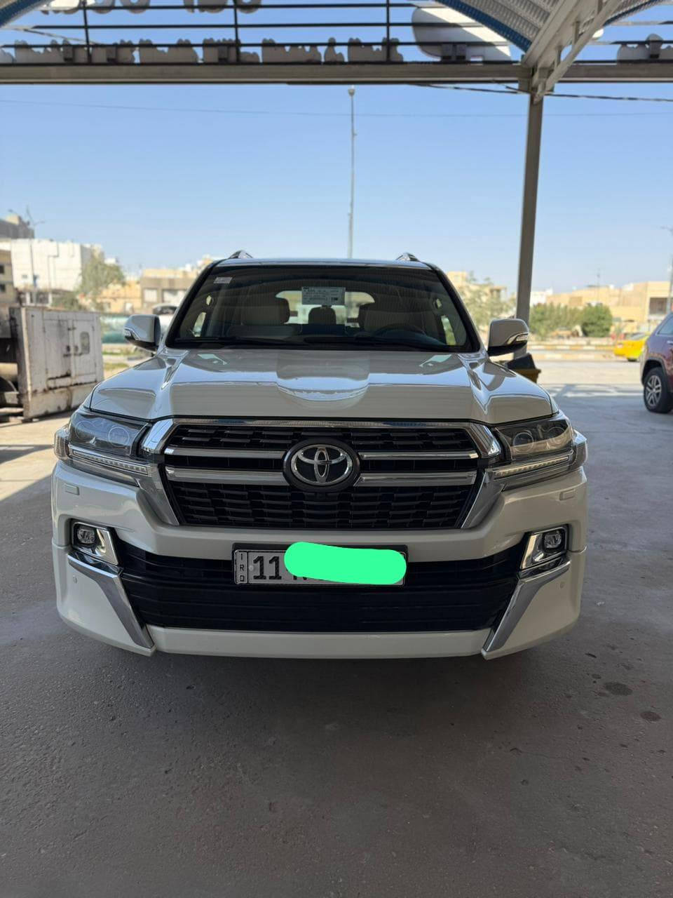 السلام عليكم لاندكروزر 19 ساز اصل كفاله مواصفات لكزز معروفه فول ماشيه 78 مكان السياره ناصريه مركز ***********  و ***********سعرها 525 وبيها مجال بسيط ‏‪
