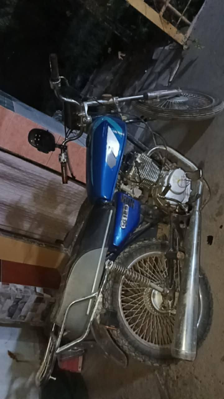 السلام عليكم دراجه تايكر للبيع اوراق موديل20 الدراجه بيها تعديلات بسيطه


**إذا كنت صاحب هذا الإعلان وتريد حذفه لأي سبب، رجاءا أرسل رسالة إلى الدعم الفني**