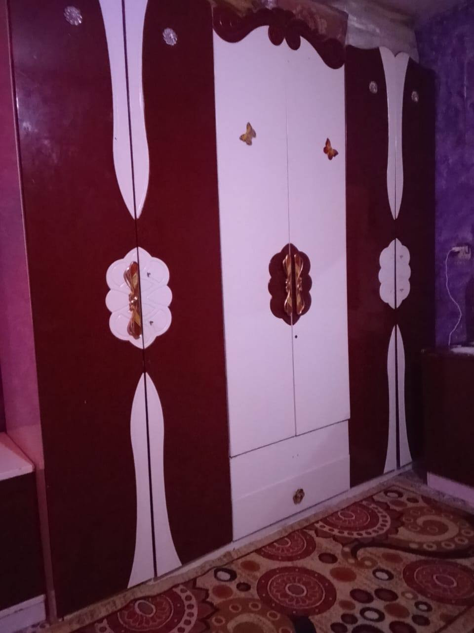 غرفه إيطالي لبيع 850وبيه مجال قليل بكاني حي الحيم غريب على دبيه0 771 709 8971
