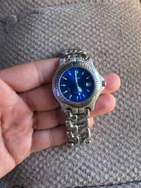 LORUS Vintage ⌚ كوارتز (بطارية) 📅 عرض التاريخ 🔵 مينا أزرق مميز ✨ نظافة...