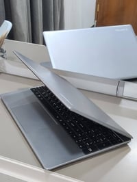 لابتوب • شاحن • ماوس