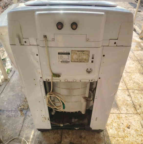 ١٥ كيلو دايو 
تحتاج تبديل فلاتر سعر ١٥٠
مكان بغداد حي أور
***********
