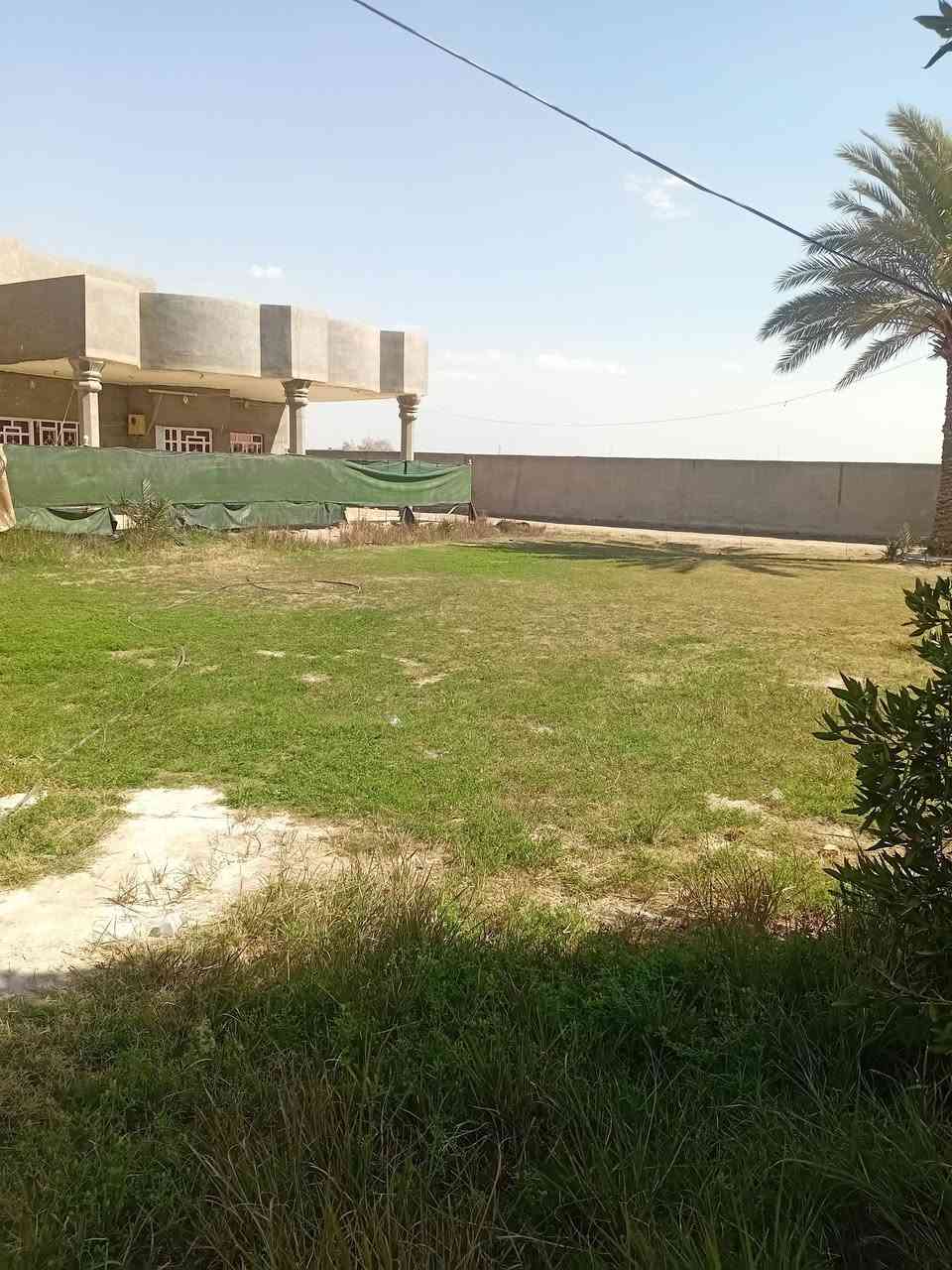 ارض زراعيه بسمي للبيع مساحه ٣ دونم تحتوي محلات ٢ وداران واجهيه مباشر ٤٥متر عل التبليط البوعوان  استفسار *********** تحويل مباشر
