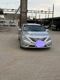 سونتا  ٢٠١٢ رقم بغداد وارد أمريكي بيه ٤ قطع صبغ بدون  دواخل السعر 92 و...