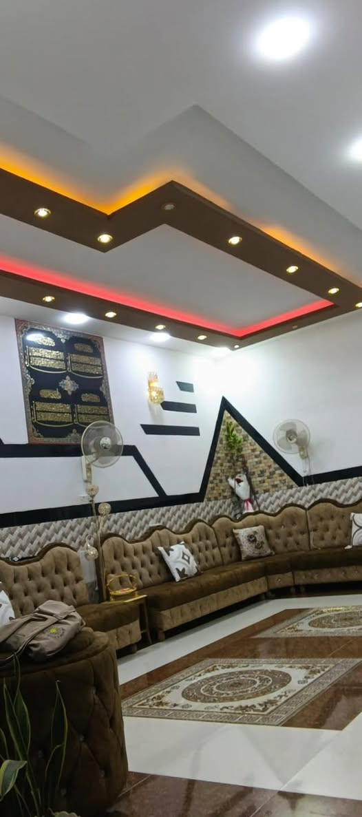 دار للبيع …

المساحة ١٥٤ متر. ٧*٢٢  اتجاة قبلة…

البناء ٢٠١٤سنة  غرف النوم ٤ مع استقبال …

حي البكر قرب شارع الاطباء …

للاستفسار *********** /***********

مكتب الكوفة
