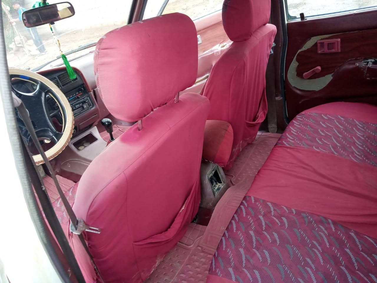 سلام عليكم سيارة دمرال البيع العنوان سيد دخيل رقم الهاتف *********** السعر 30,وبيه مجال السيار مكفوله كفاله عامه دوات
