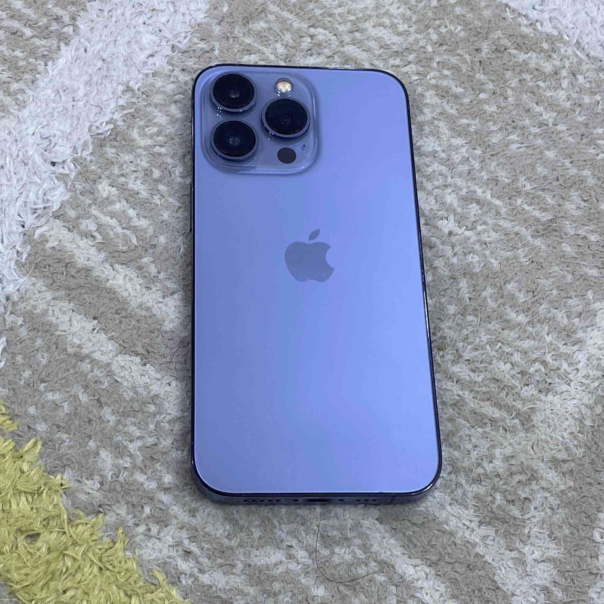 13 pro
جهاز وتر بروف ممفتوح ذاكره 256 بطاريه 82 نظافته 99‎%‎ 
***********
السعر 550
