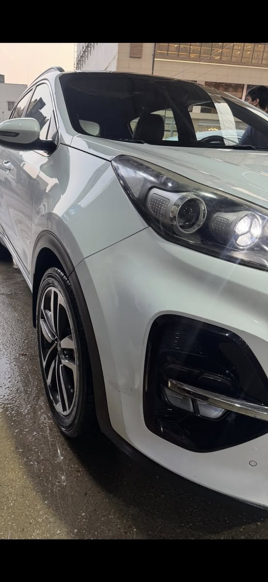 سبورتج خليجي موديل 2019رقم بغداد بأسمي  مشروع وطني سنوية جديده تحويل ثاني يوم
فول موصفات 1/1
بانوراما
بصمه تشغيل
هاند بريك بصمه
داخل لونين 
جنطه كهرباء 
كشنات كهرباء
قطعتين تبريد 
كشنات جلد +مخمل 
مكينه 2000دوش 
مري كهرباء 
ماشيه 75 الف كيلو متر مو ميل 
سيارة كلش نضيفه 
صدر بلادي تايرات بلادي جدد
السيارة على وضع الشركه 
مكفوله ماعدا صبغ في الباب خلف السائق فقط 
السيارة كلش نضيفه 
للاستفسار ***********
مكاني بغداد حي العدل
