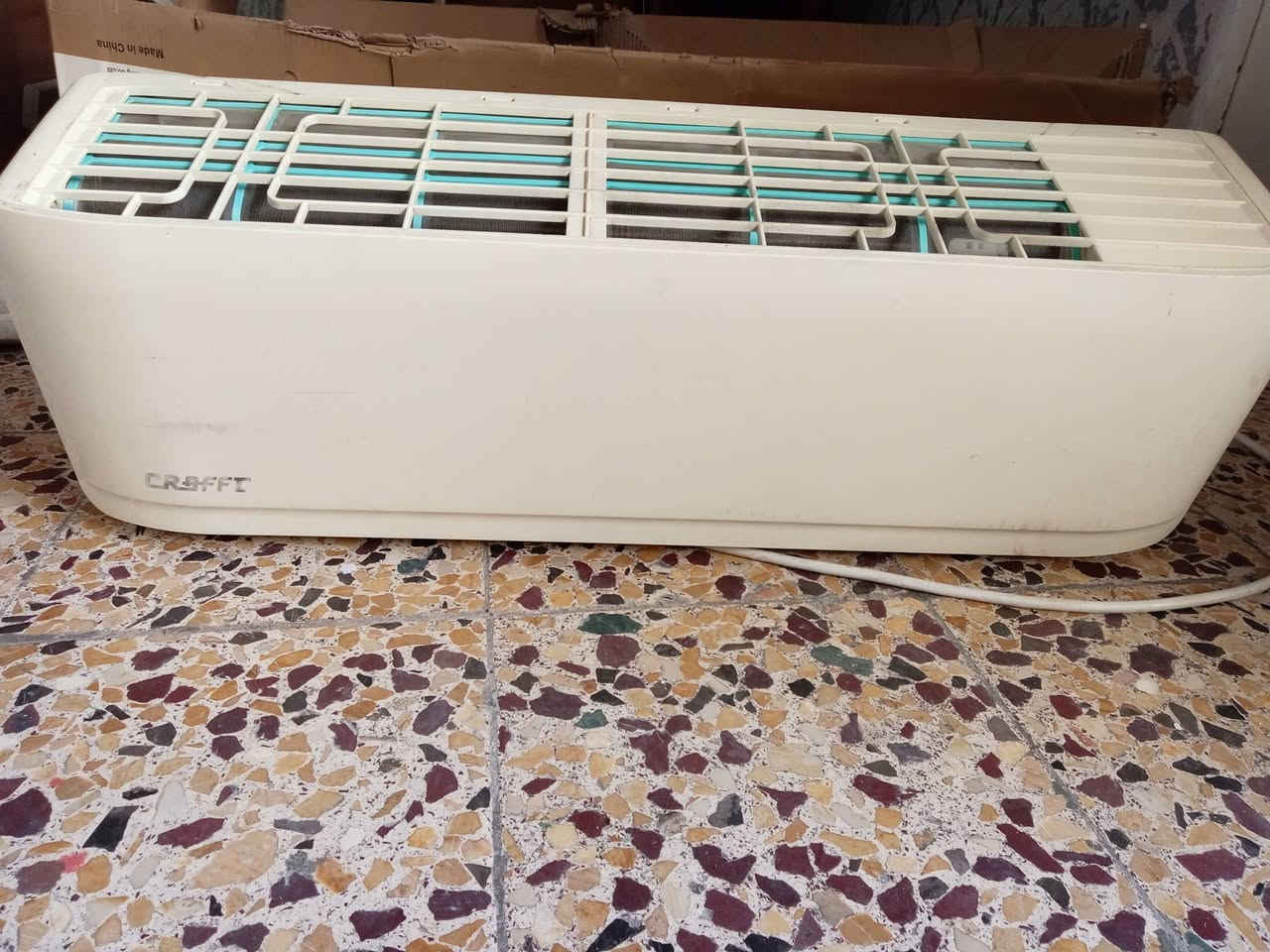 سبلت واحد طن للبيع شغال كلشي مابي بس ريمون مالته ضايع رايده 175 للاتصال ***********
