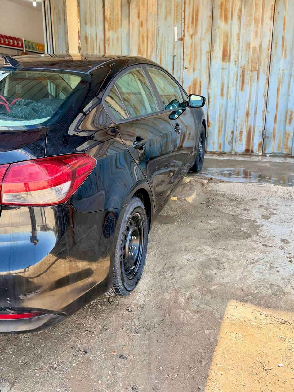 فورتي 2018 وارد امريكي مكينه 200 دوش تبديل جاملغ وبنيد بدون عابر رقم مثنى باسمي مداور  مكانها السماوة
السعر 114 وبيها مجال ***********
