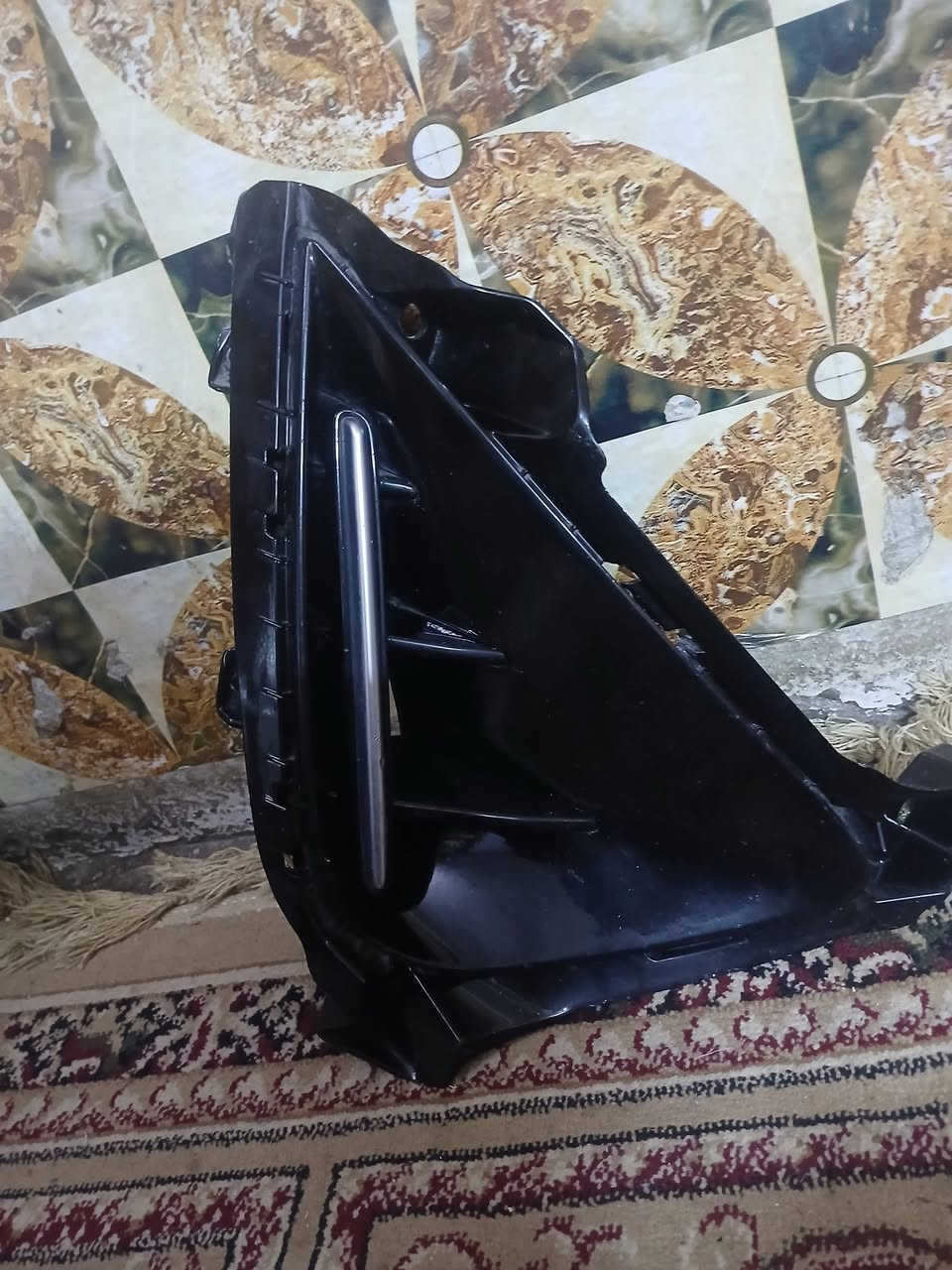 بلوجكتر مع هوائيه جهت سايق2022سعر70قفل مكاني بغداد الحريه ***********
