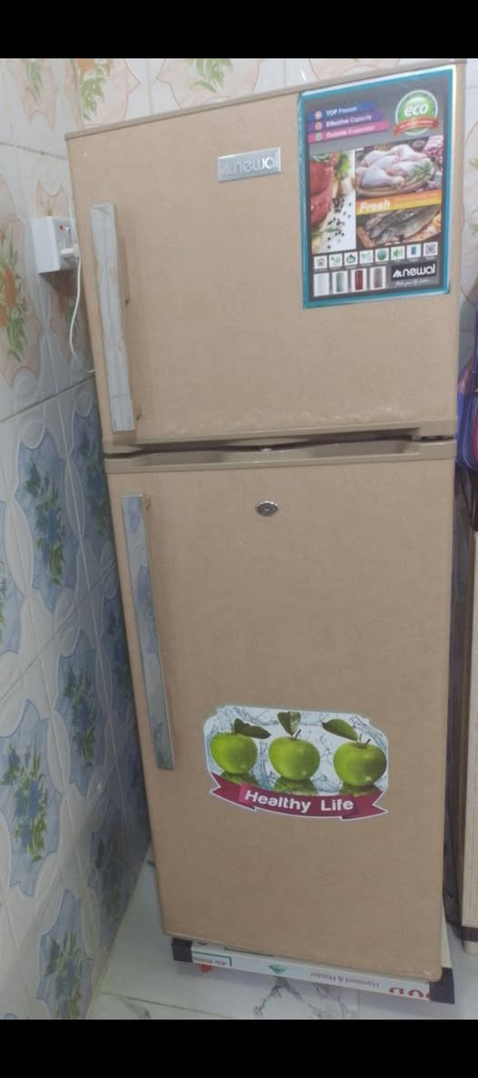 مجمده شغالة جديدة لوك استخدام قليل ١٧٥ ثلاجه شغالة فول ١٧٥ الاسعار بيه مجال


**إذا كنت صاحب هذا الإعلان وتريد حذفه لأي سبب، رجاءا أرسل رسالة إلى الدعم الفني**