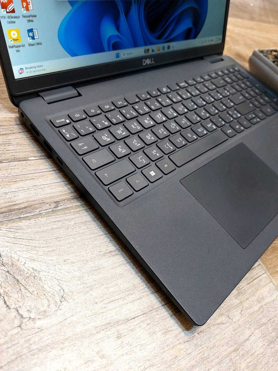 DELL 3520  Ci5جيل الحادي عشر سلم حجم شاشة كبير 15.6 
 السعر ثابت 345 الف مع التوصيل المجاني والحقيبة 
.
مناسب للدراسة والبرامج المكتبية والطباعة والتصفح والامن السيبراني وغيرها 
نظافة عاليه جدا اخو الجديد وعل الفحص 
……………………
 المعالج Core i5-11th G7 
 ذاكرة الوصول العشوائي (الرام) 8GB 
 التخزين( الهارد) SSD 256GB 
 مقاس شاشة 15.6 عاليه  
 منفذ HDMI & TYPE C 
 كيبورد  عربي انكليزي
الرام و الهارد قابل للتطوير 
…………………………………


**إذا كنت صاحب هذا الإعلان وتريد حذفه لأي سبب، رجاءا أرسل رسالة إلى الدعم الفني**