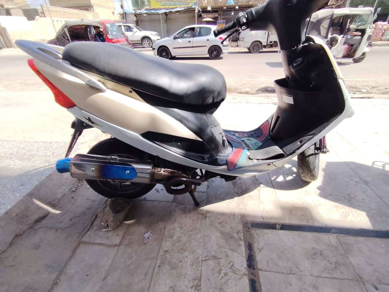 سلام عليكم دراجه ماكس عدله للبيع الدراجه رياظيه بوشه ٥٥ بيه دبلات صالنصه رياظيه الدراجه شلعه تشك الكاع تخبل ومعدل بعد احلئ احلئ من الصور بهواي سعره ٦٠٠ وبيه مجال بصيط مكاني بغداد البلديات تقاطع الكهرباء
رقمي *********** وبي وتساب
