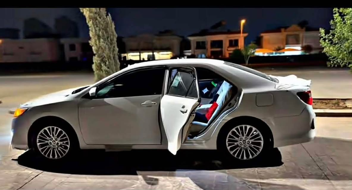 كامري ٢٠١٢ خليجي مواسةفات GL تةبريد مةركةزي جةمپيكي خةفيفي پشتي هةية لةكةل چاملغي پيشةوة لاي سةكن بؤياغة گير مةكينة تةبريد تةقةو رةقة هةمووي بةشةرت چركةو ١٠٠ دؤلار بشكينة چوار تايةو ويلي ئةڤةلؤني ٢٠٢٤ لة ژيرة رةقةموو سةنةوي نوي كامل لايتةكاني كراوة بة زينؤ سةيارةكة مالي دؤستة روو بةروو زؤر جوانترة لة رةسم ژم.*********** أربيل, العراق
