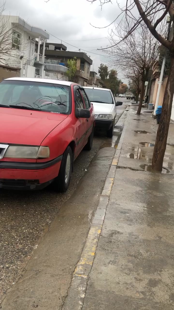 ئۆپڵ ڤیکترا 1991
مەکینە٢٠ گێڕ عادی
جام سایەقی کارەبایە 
قفڵ مەرکەزیە 
 غرامە و بڕاوە بەشەرت
خایسی نیە
ڕەقەم هەولێرە بەشەرتی تەحویل
گۆڕینەوەش دەکەم بە شتێک بە دڵم بێ
نرخیشی 27 گڵا و مەجالێکی کەم
پارەی بێڕەقەمێکە
شوێن : تەکیە
***********
