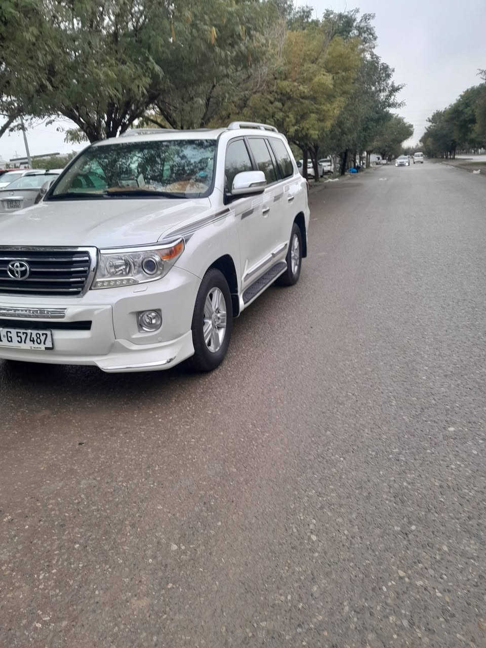 السلام عليكم 
لاندكروز جكسارة موديل 14 بريم اصل فول مواصفات ماشية 185 حقيقي مكفولة كفالة عامة لاصبغ ولا تبديل تخم تاير جديد صدر جديد على وضع الشركة كير محرك جديد السيارة 6سلندر المواصفات حساسات امامي خلفي كامرة فتحة سقف ثلاجة بصمة تشغيل بصمة ابواب وصندوك بصمة دخول ذكي اضائة ترحيب عند الاقتراب اشاير بلمري تشغيل عن بعد كشنات جلد  وكهرباء الجام يصعد وية التقفيل ثلاث انضمة قيادة السيارة جديدة على وضع الشركة حتى الدعاميات كفالة ***********/***********
