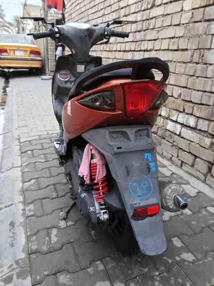 سلام عليكم ماكس مضلع ياباني 120 كفر اصلي دراجه كلها مختمه ويا المكينه صالانصه صجميه اصليه شلعه ومعدل بيها كلجات رياضي مكينه مكفوله برغي ممفتوح كهربائيات كلها شغاله دراجه كامله شغل وطلع أي نقص مابيها السعر 700وبيها مجال للطيبين الرقم *********** تواصل عله الواتساب
