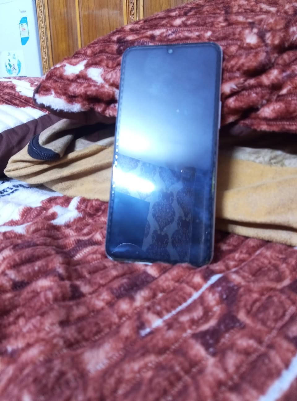 السلام عليكم عندي جهاز للبيع ذاكرته 128 وسعره 90 بمجال عنوان مدينه ***********
