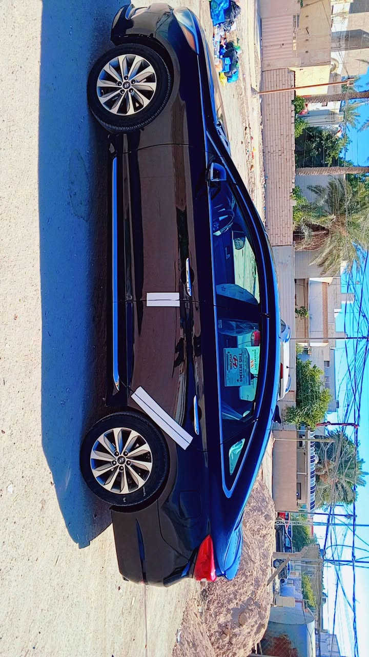 للبيع سوناتا 2016 امريكي 3 قطع صبغ وقطعتين بارد بسيطات محرك 2400 دواخل فول تاير ويل كب سعر 98 وبيه مجال قليل للشراي *********** تواصل واتساب
