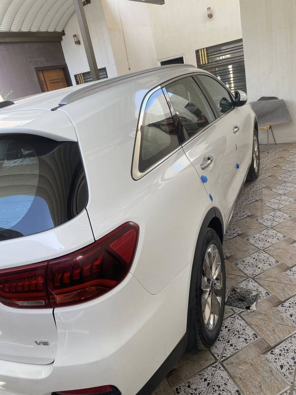 السلام عليكم سورنتو 2020 محرك 6 سلندر مواصفات السورنتو المعروفة 
السعر 260  بيه مجال للشراي 
مكاني النجف مجمع الأميرات 
متوفر واتساب ***********
