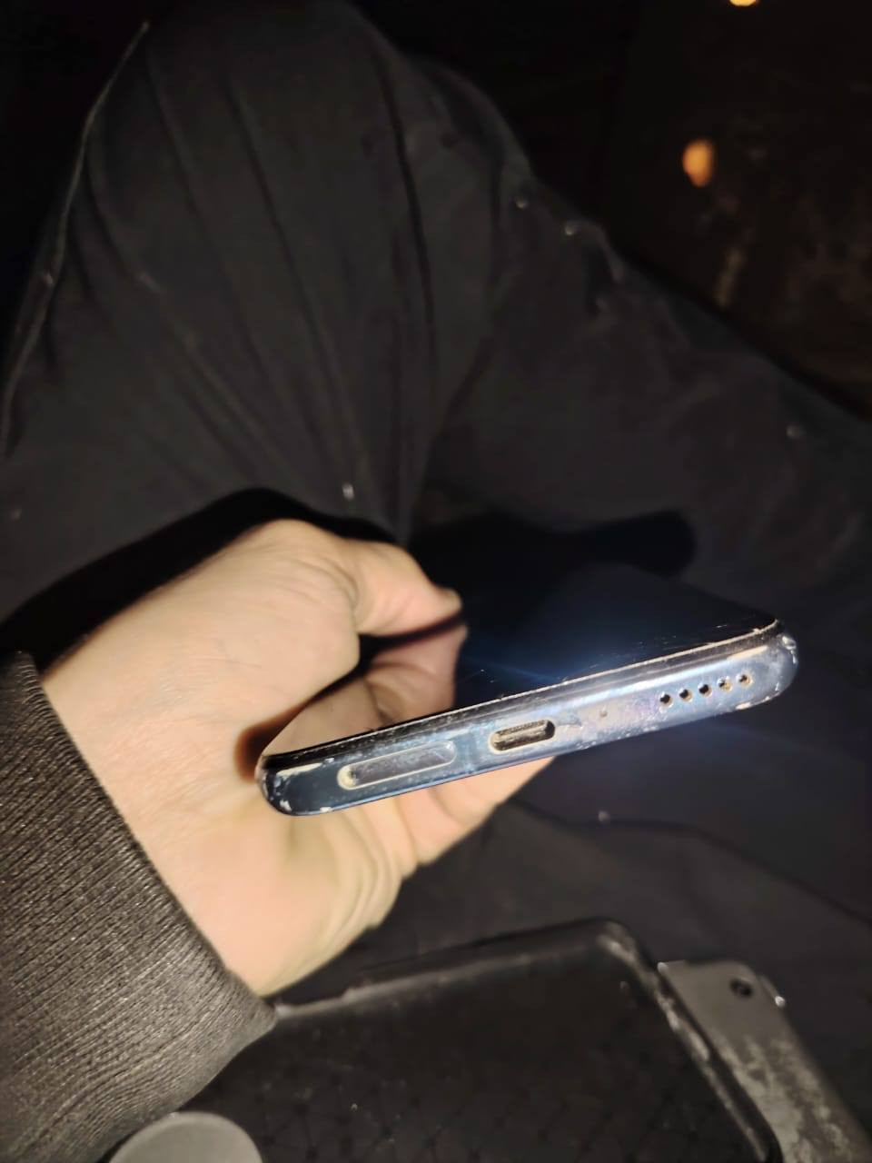 هواوي للبيع أربيل y9a بس بي كسر بل شاشه مثل ما موضح بل صور سعره مناسب 80الف بي مجال بسيط
*********** أربيل, العراق
