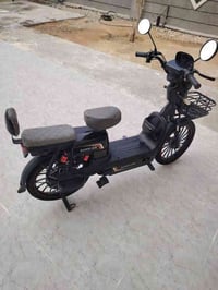 موطور شحن • مجال قليل • حديثه