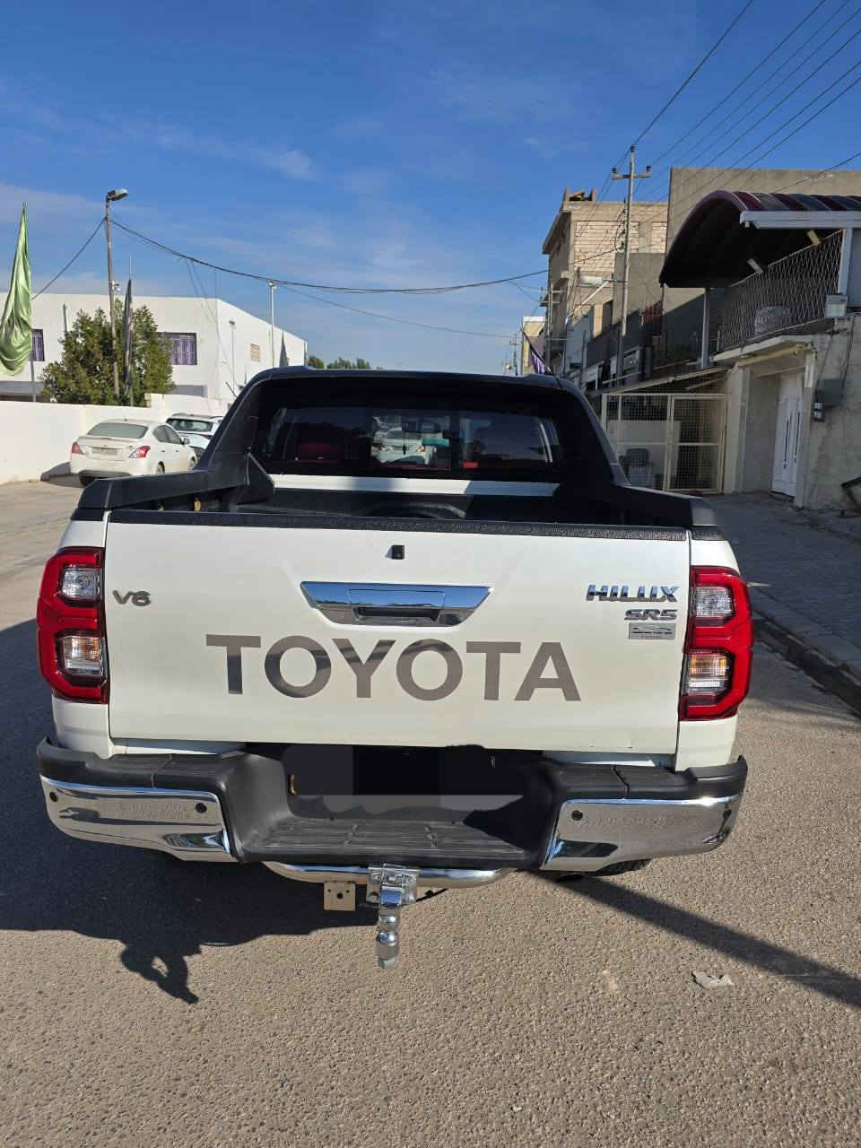 هيلوكس رقم اربيل دولي السياره بسمي ماشيه ١٠٠الف مديل ٢١ للستفسار هاذا رقمي اني صاحب السياره ***********
