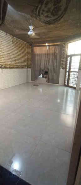 سلام عليكم عندي دونم الواجهة 20*125وبي بيت كامل امكمل عدة الابياض  وبي محلات عدد 2 للبيع في منطقة الخنساء الدونم مو فرعي علة الشارع مقابيلة تبليط البيت وهاذ رقمي ***********
