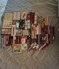 شلعة مكياج • ١٠٠ قطعه