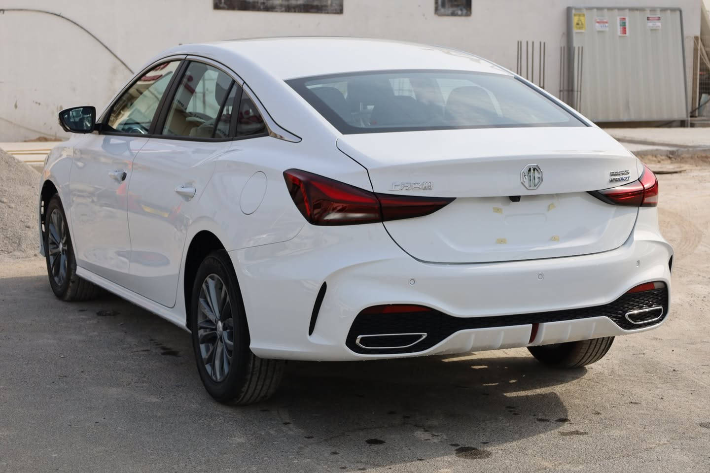 🚘 إم جي 5 الفاخرة - أبيض | للتصدير فقط 🌍

✨ تصميم فاخر | مزايا متطورة | قيمة ممتازة ✨

✅ فرش داخلي فاخر
✅ لون خارجي أبيض
✅ مقاعد جلدية
✅ فتحة سقف
✅ زر تشغيل المحرك
✅ دخول بدون مفتاح
✅ نظام معلومات وترفيه بشاشة لمس كبيرة
✅ كاميرا رؤية محيطية 360 درجة
✅ عجلة قيادة متعددة الوظائف
✅ مثبت سرعة
✅ مصابيح LED نهارية
✅ عجلات ألمنيوم
✅ مقصورة داخلية واسعة ومريحة
✅ اقتصاد ممتاز في استهلاك الوقود

🚢 للتصدير فقط
📍 متوفرة في دبي، الإمارات العربية المتحدة

📞 للتواصل والحصول على أفضل سعر للتصدير:
سونيش شاجي
📱 +971 50 391 7782

🌍 شحن دولي متوفر مع مساعدة كاملة في إعداد وثائق التصدير.

🚘 MG5 LUXURY – WHITE | EXPORT ONLY 🌍

✨ Premium Style | Advanced Features | Excellent Value ✨

✅ Luxury Trim
✅ White Exterior
✅ Leather Seats
✅ Sunroof
✅ Push Start Button
✅ Keyless Entry
✅ Large Touchscreen Infotainment System
✅ 360° Surround View Camera
✅ Multi-Function Steering Wheel
✅ Cruise Control
✅ LED Daytime Running Lights (DRLs)
✅Alloy Wheels
✅ Spacious & Comfortable Interior
✅ Excellent Fuel Economy

🚢 Export Only
📍Available in Dubai, UAE

📞 Contact for the Best Export Price:
Sunish Shaji
📱 +971 50 391 7782

🌍 Worldwide shipping available with complete export documentation assistance.

🚘 MG5 لوکس – سفید | فقط برای صادرات 🌍

✨ استایل پریمیوم | امکانات پیشرفته | ارزش عالی ✨

✅ تزئینات لوکس
✅ نمای بیرونی سفید
✅ صندلی‌های چرمی
✅ سانروف
✅ دکمه استارت فشاری
✅ ورود بدون کلید
✅ سیستم اطلاعات سرگرمی با صفحه نمایش لمسی بزرگ
✅ دوربین دید اطراف ۳۶۰ درجه
✅ فرمان چند منظوره
✅ کروز کنترل
✅ چراغ‌های روشنایی روز LED (DRL)
✅ رینگ‌های آلیاژی
✅ فضای داخلی جادار و راحت
✅ مصرف سوخت عالی

🚢 فقط برای صادرات
📍 موجود در دبی، امارات متحده عربی

📞 برای بهترین قیمت صادراتی تماس بگیرید:
سانیش شاجی
📱 +971 50 391 7782

🌍 ارسال به سراسر جهان با ارائه مدارک کامل صادراتی امکان‌پذیر است.

🚘 MG5 LUXURY – BLANC | EXPORTATION UNIQUEMENT 🌍

✨ Style haut de gamme | Équipements de pointe | Excellent rapport qualité-prix ✨

✅ Finition luxe
✅ Extérieur blanc
✅ Sièges en cuir
✅ Toit ouvrant
✅ Démarrage sans clé
✅ Accès sans clé
✅ Système d'infodivertissement à grand écran tactile
✅ Caméra de vision panoramique à 360°
✅ Volant multifonctions
✅ Régulateur de vitesse
✅ Feux de jour à LED
✅ Jantes alliage
✅ Intérieur spacieux et confortable
✅ Consommation de carburant optimale

🚢 Exportation uniquement

📍 Disponible à Dubaï, Émirats arabes unis

📞 Contactez-nous pour obtenir le meilleur prix à l'export :

Sunish Shaji
📱 +971 50 391 7782

🌍 Livraison internationale disponible avec assistance complète pour les documents d'exportation. دبي, الإمارات العربية المتحدة


**إذا كنت صاحب هذا الإعلان وتريد حذفه لأي سبب، رجاءا أرسل رسالة إلى الدعم الفني**
